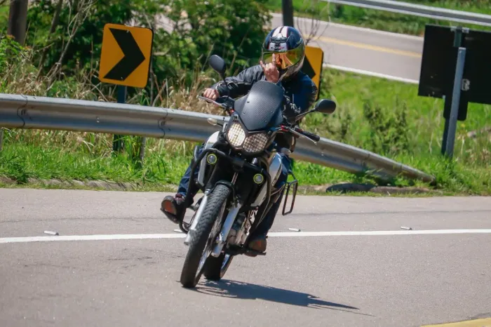 Tenere 250
