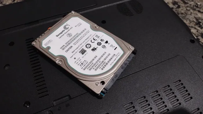 Hd 500 gb com windows 10 e Office 2024 bom estado