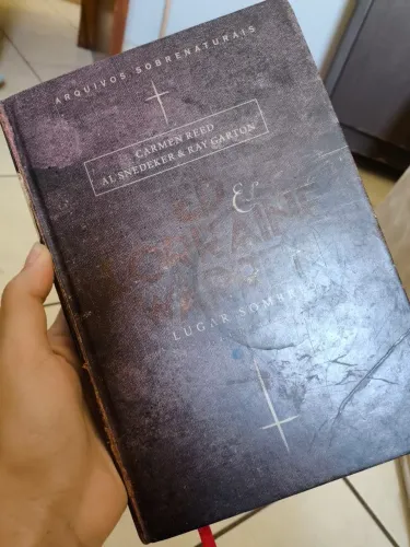 VENDO LIVRO ED & LORRAINE WARREN (Lugar sombrio)