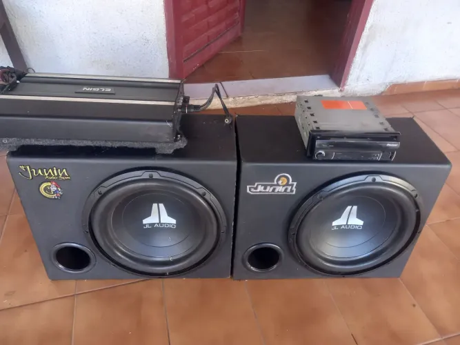 Som automotivo