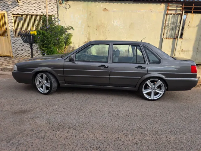 Volkswagen Santana 1.8 MI (álcool) 1999