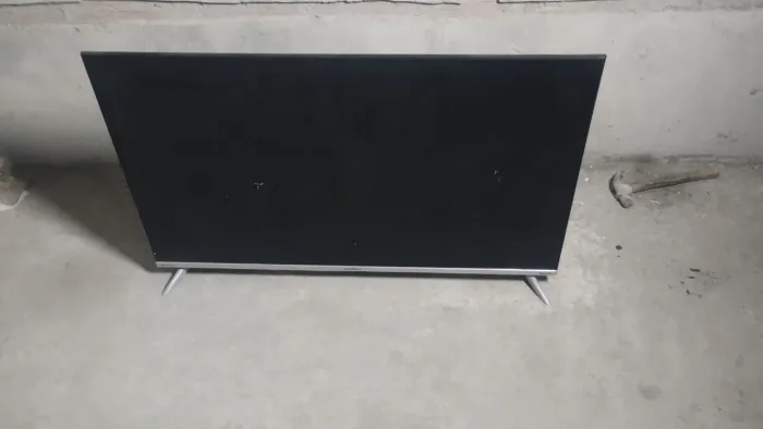 Tv com problema na tela mas