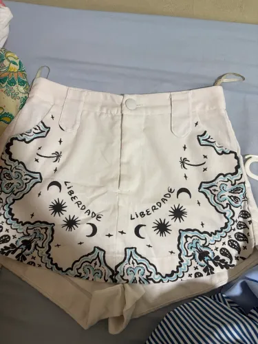Short saia leli correia
