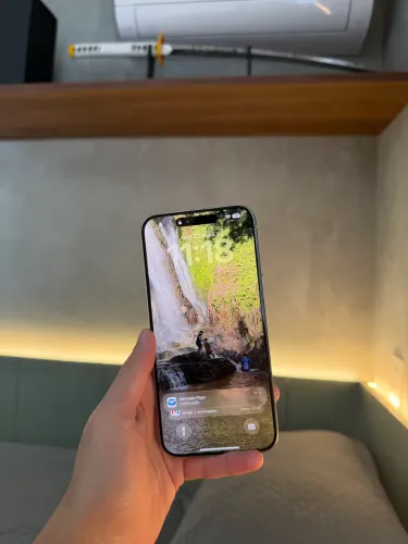 iPhone 15 pro max 256 gb 