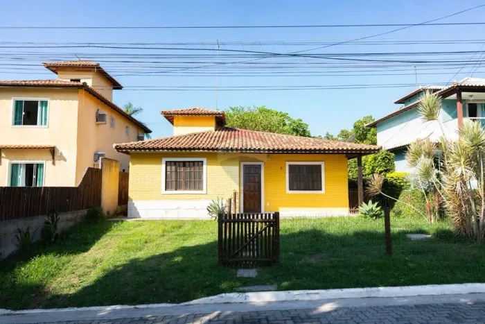 À venda Casa de 3 Quartos em Condomínio com Lazer Completo Armação dos Búzios