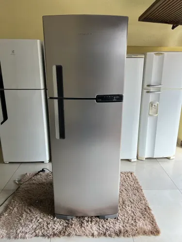 Geladeira Brastemp Inox 400 litros 6 meses de uso sem detalhes Entrego semi nova de tudo