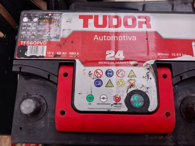 Bateria Tudor 2024 60A está Boa