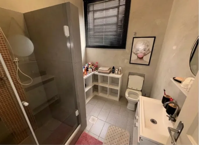 ALUGO QUARTO FEMININO EM ICARAI
