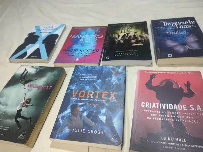 Leitores.. autoditadas..amantes do conhecimento..Livros.