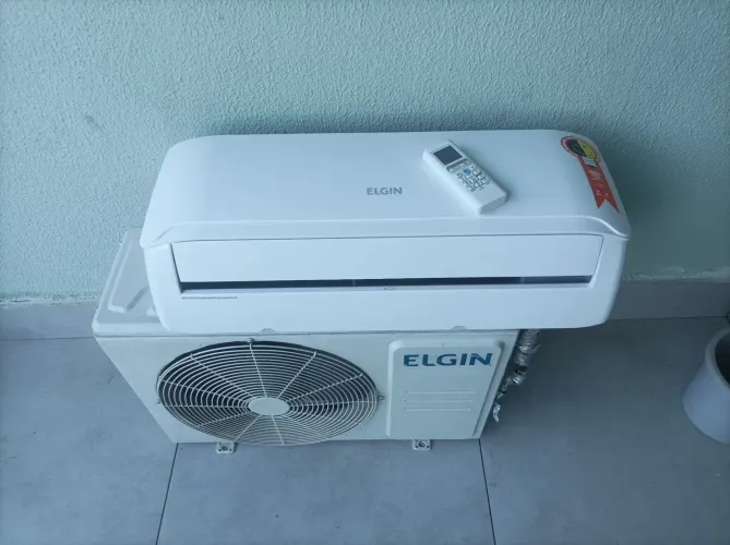 Vendo ar condicionado 9 mil btu convencional instalado 