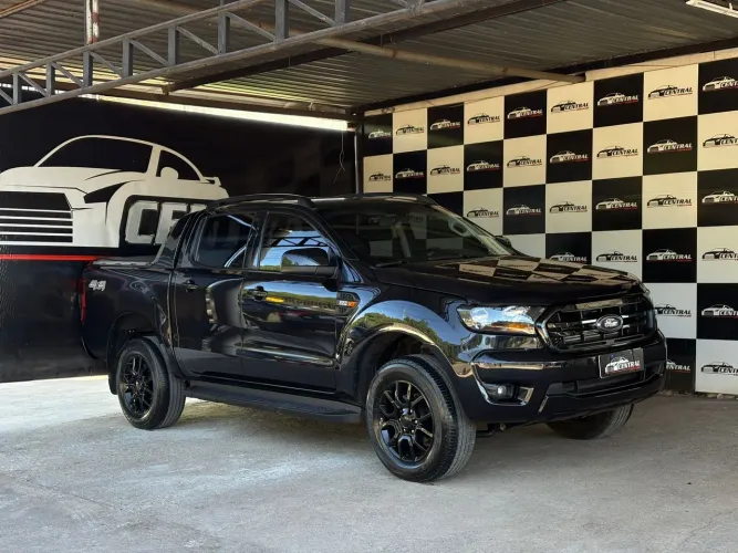 Ford Ranger Black 2.2 4X2 CD Diesel AUT 2023