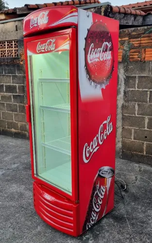 Geladeira Expositora Metalfrio
