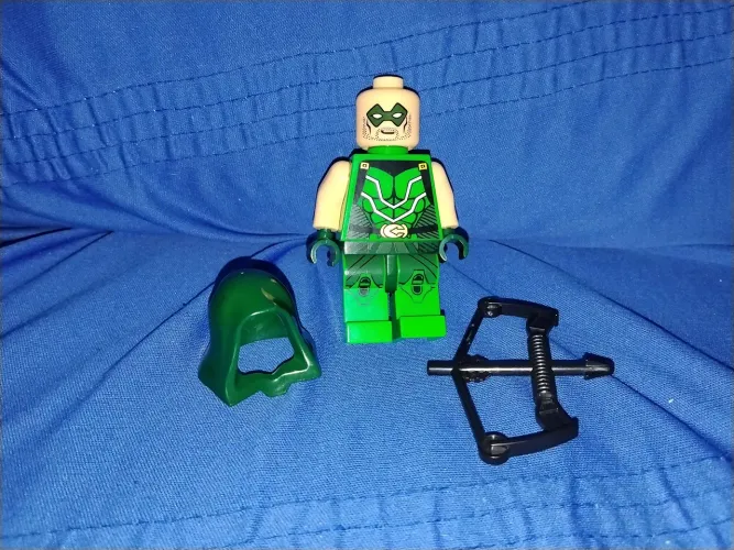 Boneco Lego do Arqueiro verde 