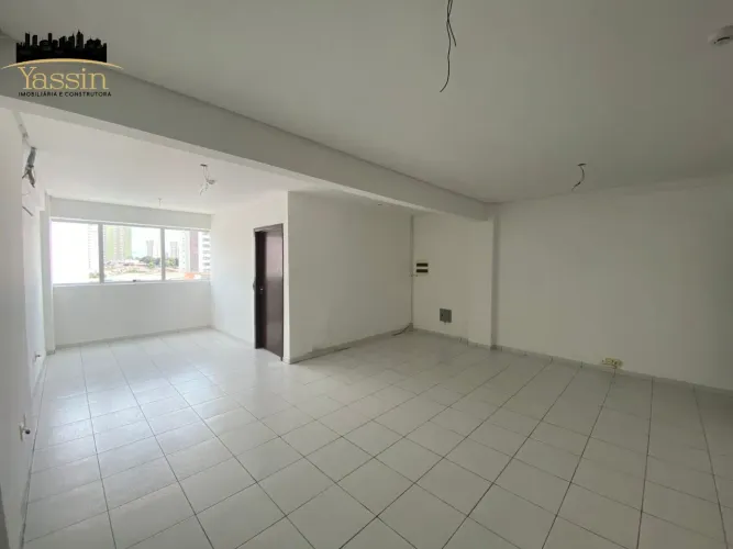 Andar Corporativo Para Locação no Bairro Goiabeiras 9 Salas, 11 Banheiros, 10 Vagas Cuiabá