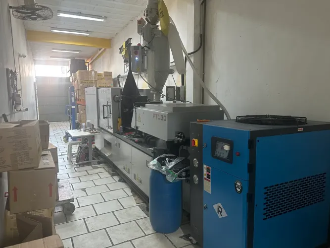 Vendo estrutura industria de injeção de plástico - vila Matilde 