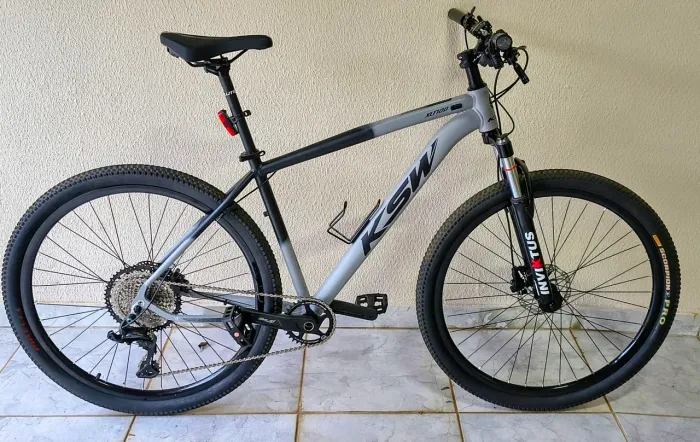 Bicicleta MTB KSW Aro 29 - Quadro 19 | Absolute Prime 12v | Pneus Pirelli Scorpion Kevlar