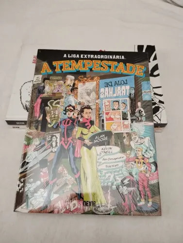 Vende-se livro A Tempestade (No plástico)