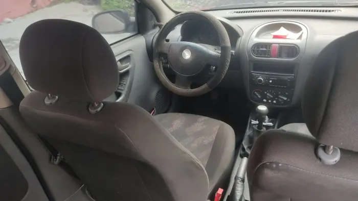 Chevrolet Corsa Sedan 1.0 MPFI 8V 71cv 4P 2003