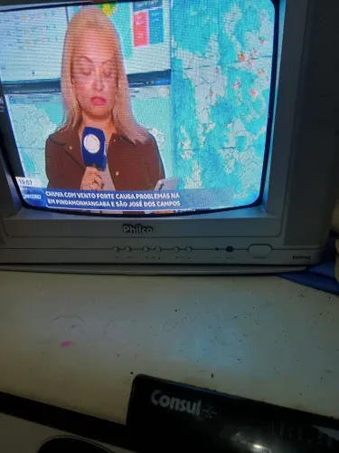 Televisão 14 polegadas