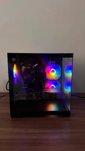 PC Gamer Completo RX 7600 8GB + Ryzen 5 5500 / 16GB RAM / SSD 512GB / Gabinete Aquário