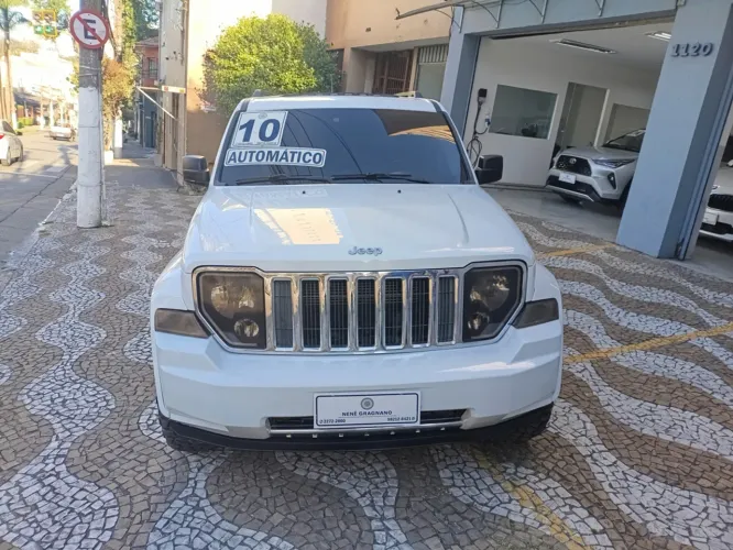 Jeep Cherokee Limited 3.7 4X4 V6 12V Aut. 2010