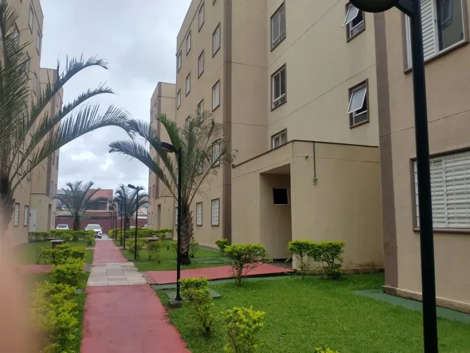 Apartamento com piscina próximo ao centro