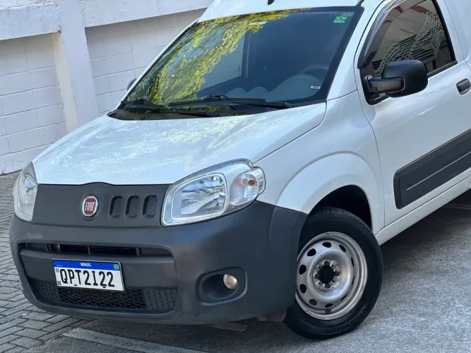 Fiat Fiorino Furgão Work. Hard 1.4 Flex 8V 2P 2019