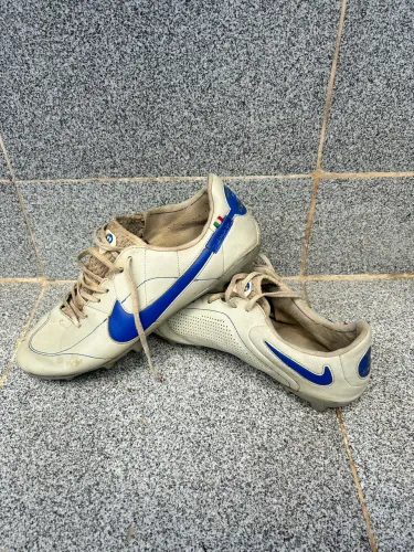 Chuteira Nike