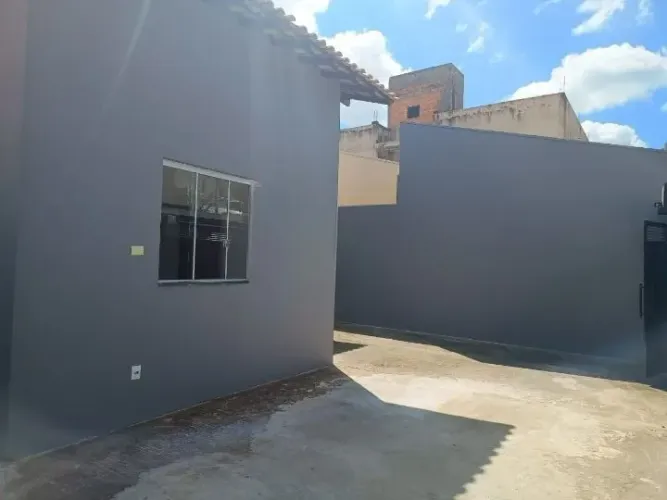 Casa à Venda - Residencial Nova Era III, Lavras