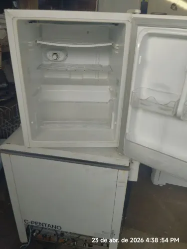 Frigobar 80 litros 
