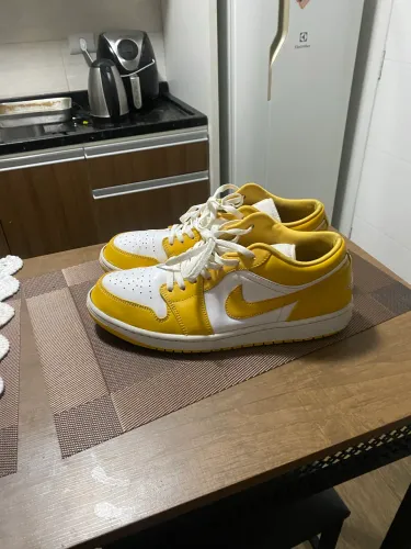 Vendo Nike original n44 forma pequena causa bem o 42