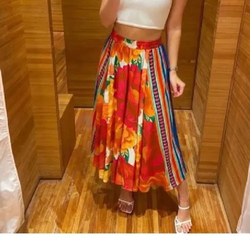 Saia midi FARM floral tamanho P