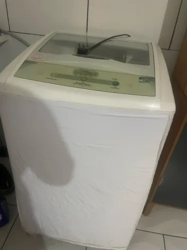 Vendo máquina de lavar funcionando perfeitamente!