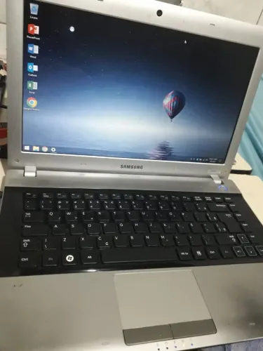 Notebook Samsung Core I3 C/SSD 240GB + 750GB HD