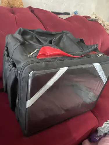 Vendo Bag muito conservada
