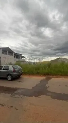 Lote à Venda - Bairro Guarujá, Montes Claros