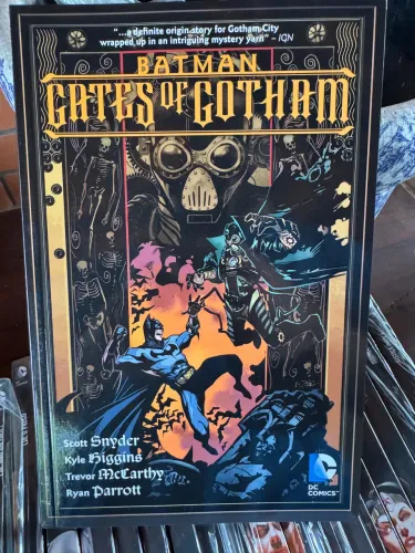 Quadrinho HQ DC batman - gates of gotham