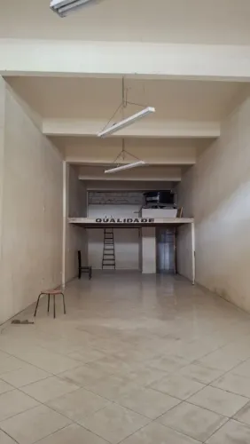 Aluga-se loja 100m2 - Nogueira de Sá Prox. ao Carrefour da Sulacap