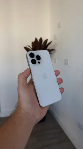 iPhone 14 Pro Max 128gb estado de novo