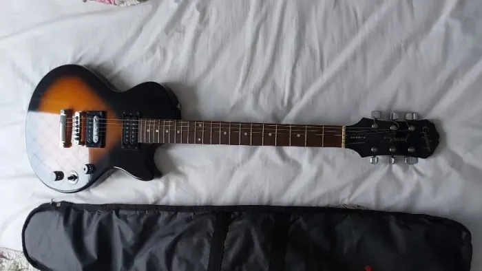 Guitarra Epiphone Les Paul Special by Gibson