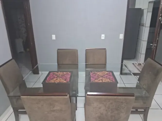 Mesa de jantar 6 cadeiras