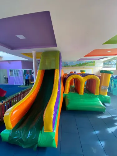 BRINQUEDO INFLÁVEL