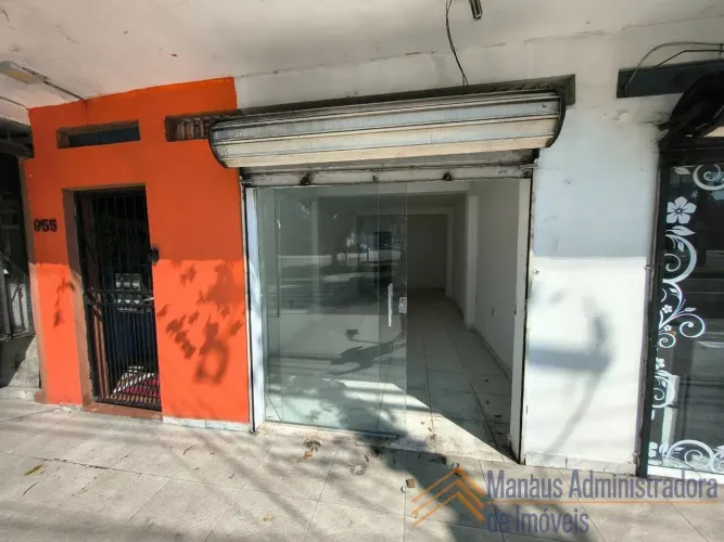 Loja Comercial - Av. Humberto Calderaro - Adrianópolis