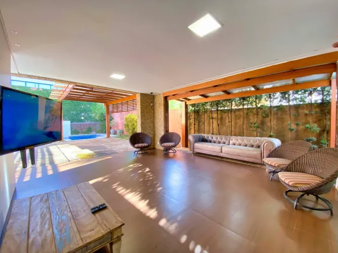Casa à venda, Condomínio Jardins Atenas, 320 m² ,3 Suítes, área de lazer completa! Goiânia