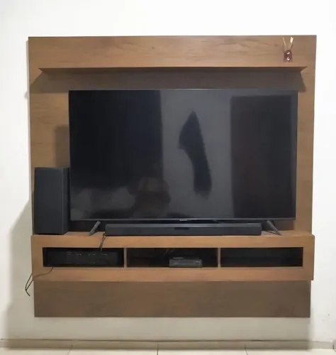 TV Samsung 60 4K + Painel + Som - R$ 2.900