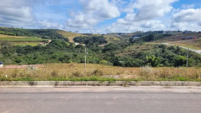 Lote 10x20 loteamento Terras Altas - Barbacena Quadra J12