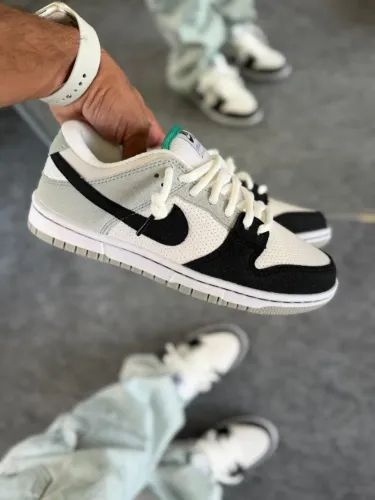 Tênis Nike Sb Dunk Chlorophyll Unissex Luxo Cor: Branco/Cinza - Disponível 34 AO 43