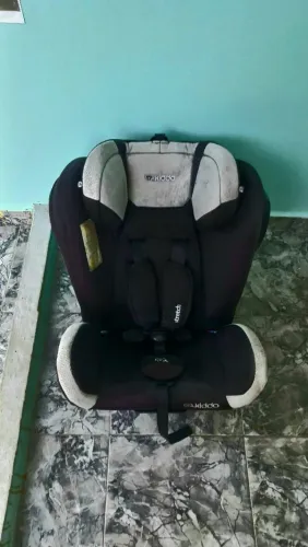 Cadeirinha para carro 3 em 1 marca Kiddo 