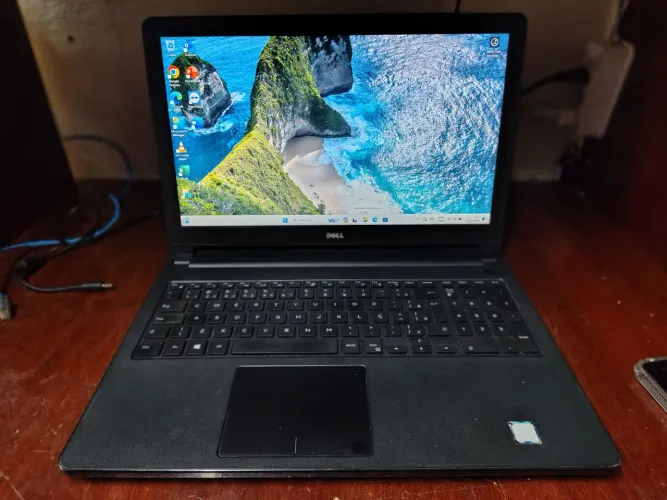 Notebook Dell i5 7th gen Ssd telão 15.6 Só Venda 
