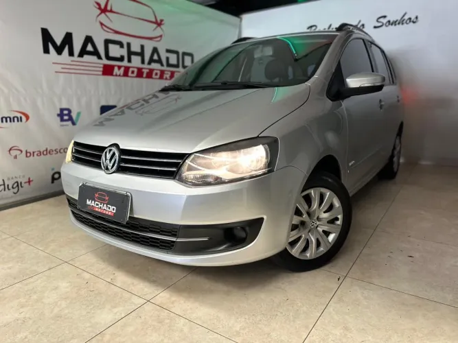 Volkswagen Spacefox 1.6/ 1.6 Trend Total Flex 8V 5P 2013
